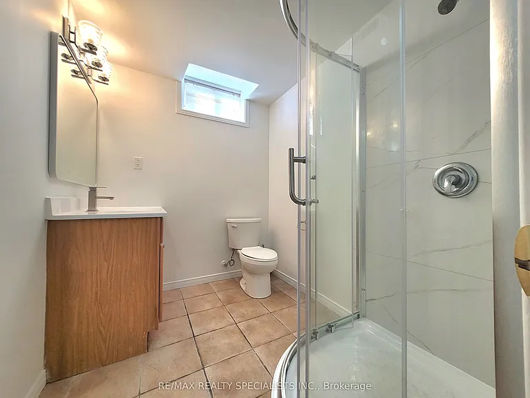 24 Blazing Star Dr #BASEMENT — Photo 13