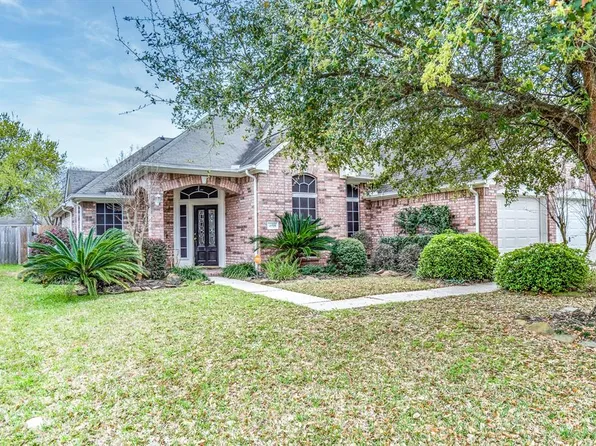 4918 Fern Cove Dr, Baytown, TX 77521