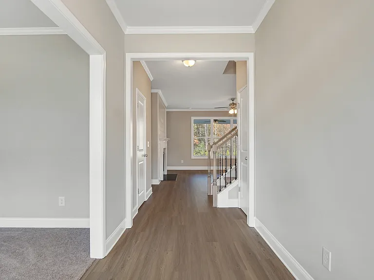 5157 Parkwood Dr — Photo 10
