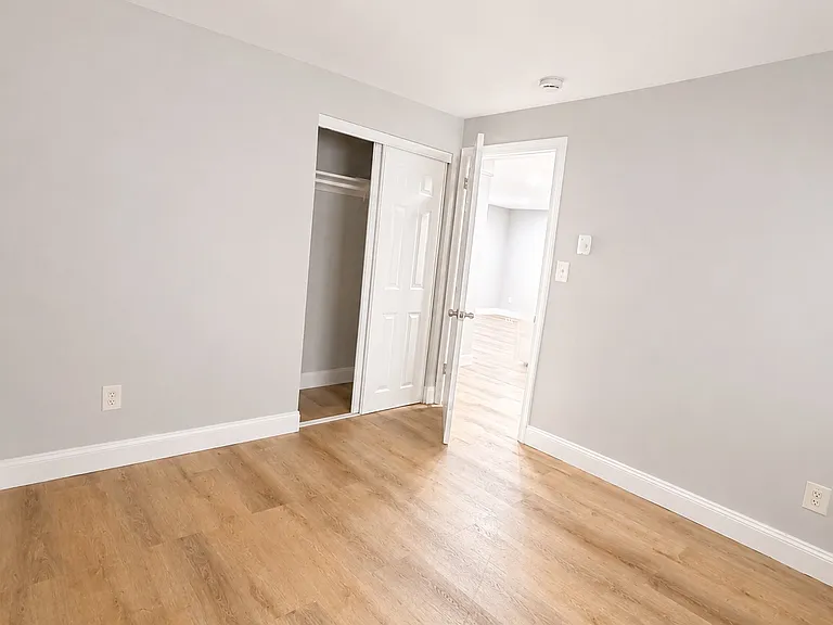 96 Itasca St #1 — Photo 9