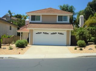 1911 Willow Ridge Dr, Vista, CA 92081