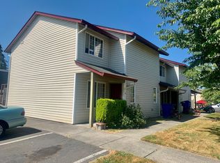 1002 Chestnut St #D, Kelso, WA 98626