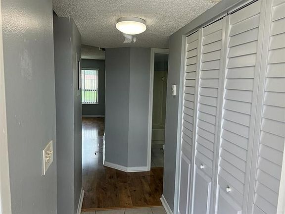 3rd image of 10130 Twin Lakes Dr #4-L