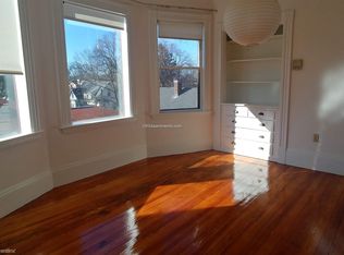 179 Appleton St #3, Cambridge, MA 02138