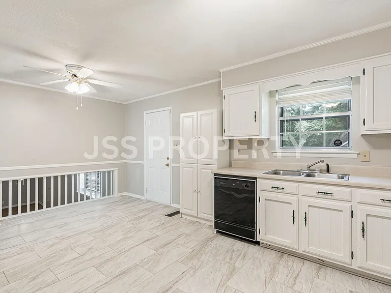 2607 Novel Dr — Photo 11