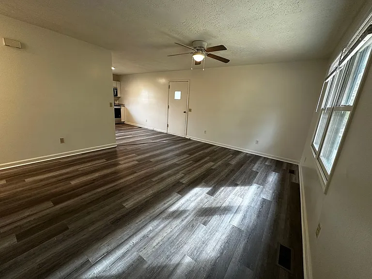 1495 Sandy Cir — Photo 12