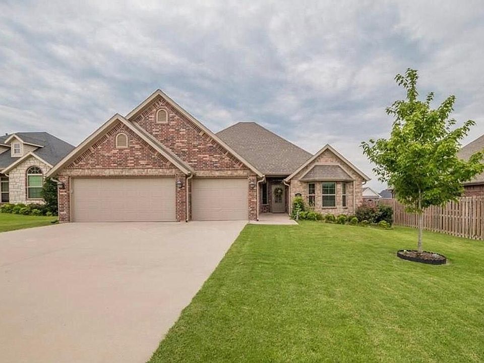 1st image of 4104 SW Stonewood Ter