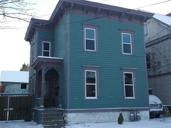 39 E Court St, Cortland, NY 13045