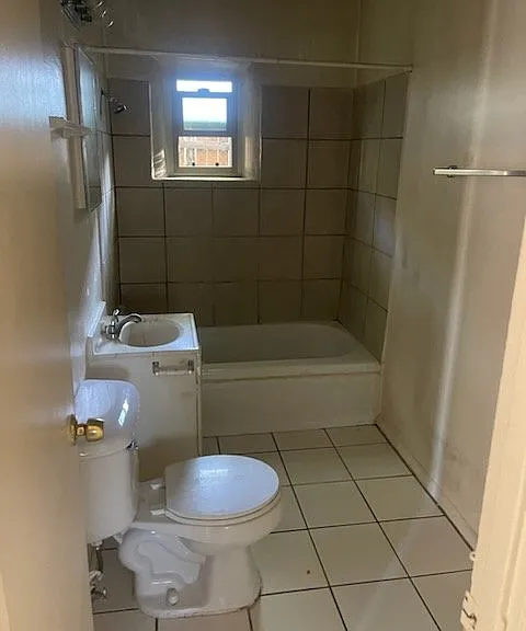 131 General Arnold St NE #4 — Photo 5