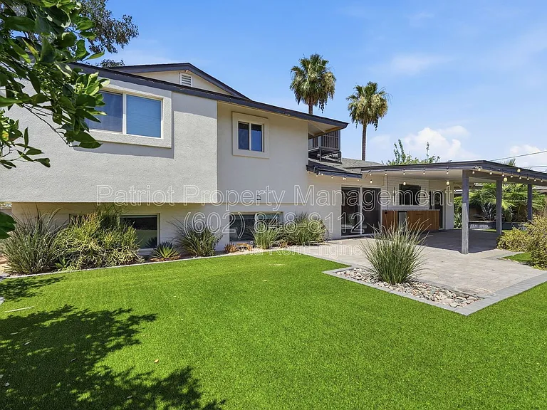 207 E El Caminito Dr — Photo 37