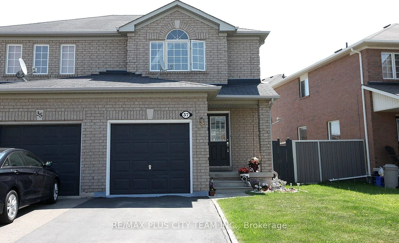3 bed, $2,850 — Photo 1