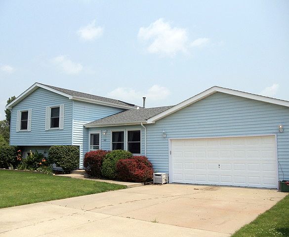 142 E. Bush Drive Elwood IL 
