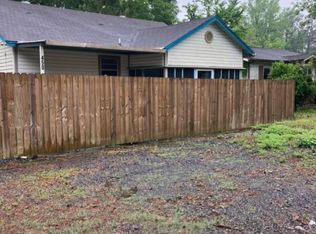 450 E Gill St, Beaumont, TX 77703