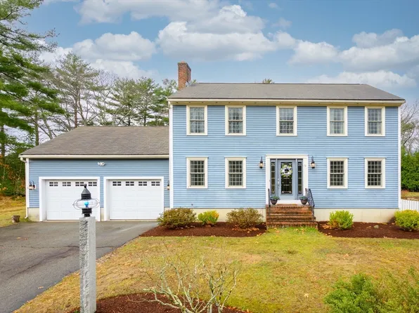 51 Oletree Rd, Pembroke, MA 02359