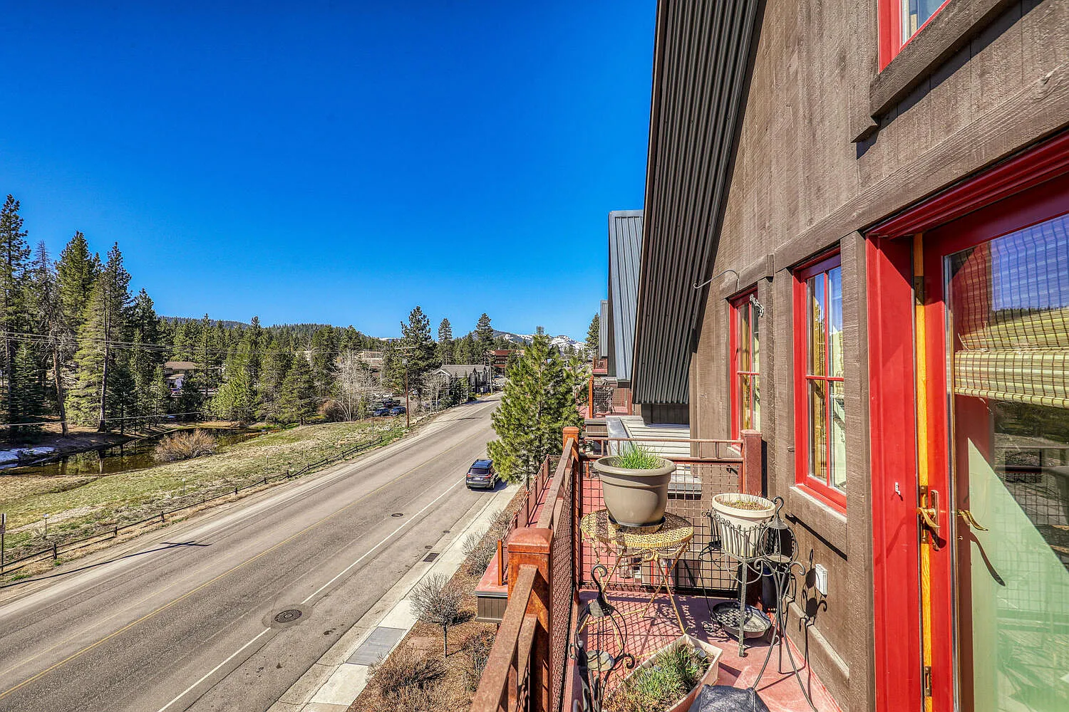 1 bed, 700 sqft, $2,950 — Photo 3