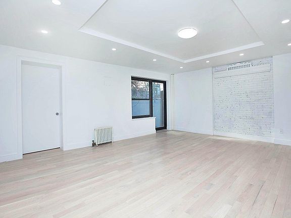 2nd image of 151 W 119th St APT 1R
