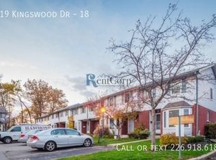 219 Kingswood Dr #18, Kitchener, ON N2E3J4