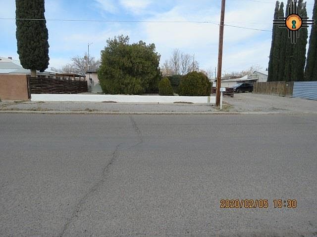 1st image of 111 W 2nd Ave