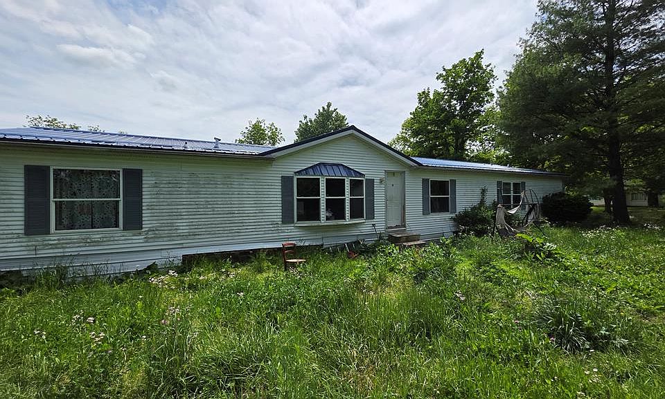 1st image of 1484 Camelin Hill Rd