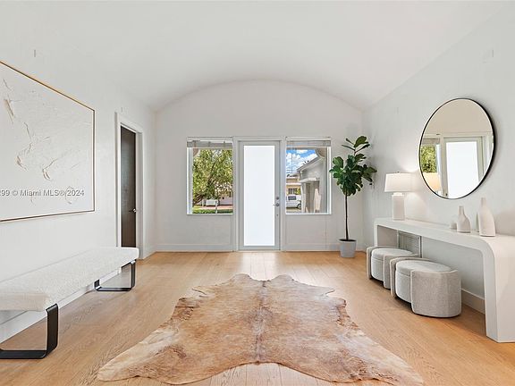 2nd image of 5931 La Gorce Dr