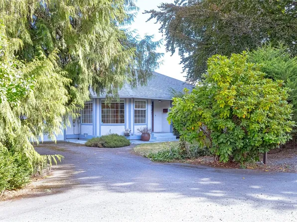 727 Park Pl, Duncan, BC V9L 5G1