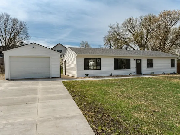 3006 Rose Dr SE, Rochester, MN 55904