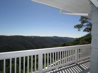 300 Celestial Dr, Blowing Rock, NC 28605