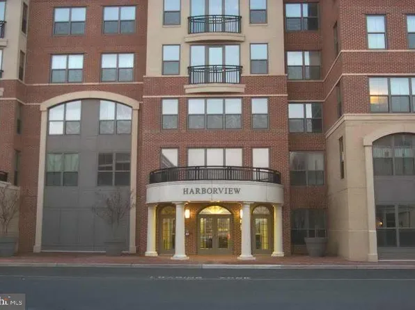 485 Harbor Side St APT 710, Woodbridge, VA 22191