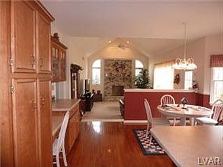 5th image of 2363 Blue Jay Dr