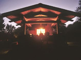 395 Mine Hill Rd SW, Issaquah, WA 98027