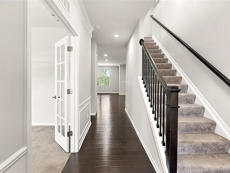 31065 Tremont Ln — Photo 27