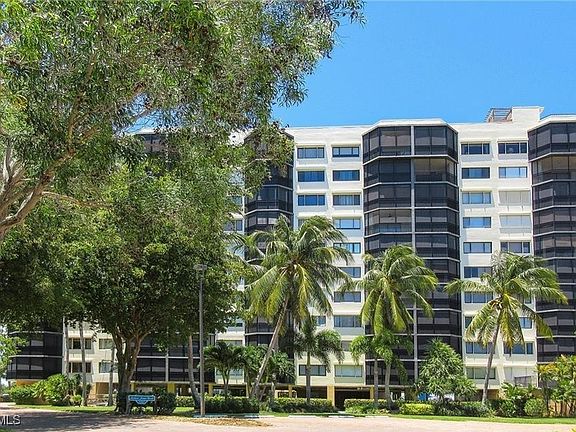 2nd image of 4265 Bay Beach Ln APT 524