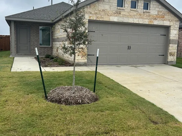 7711 Fenton Pkwy, Pilot Point, TX 76258