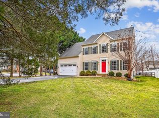 102 Holly Rd, Edgewater, MD 21037