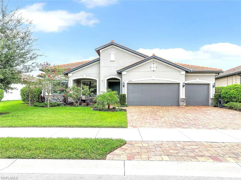 Building Photo - 14394 Pine Hollow Dr