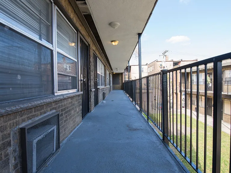 5018 W Jackson — Photo 14