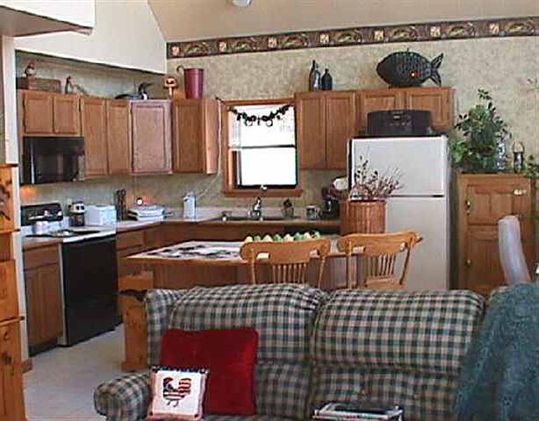 5th image of 8 METHODIST FARM Road