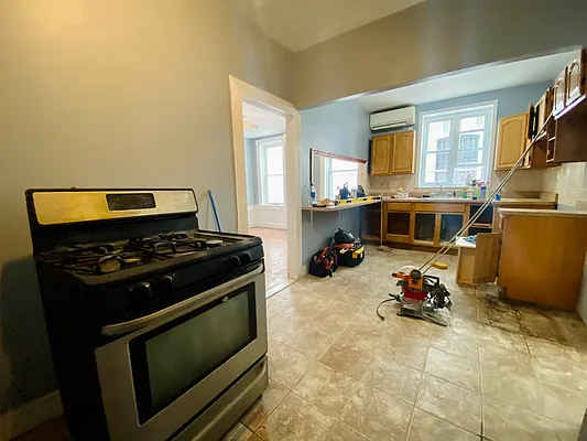 Rented by Blue Egg Realty Corp | media 7