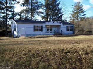 297 N Ridge Rd, Roaring River, NC 28669