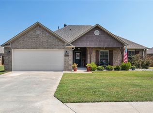 12215 Sapling Dr, Fort Smith, AR 72916