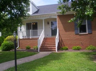 813 Lees Ct, South Hill, VA 23970