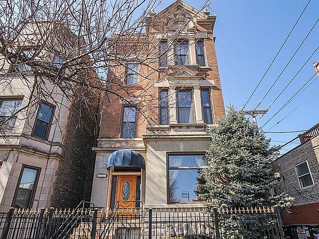 1st image of 1544 N Oakley Blvd #1