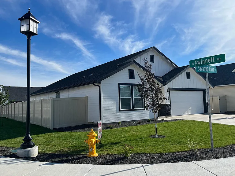 7535 E Savanna River St — Photo 2