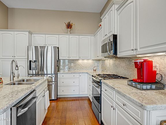 2nd image of 5239 N TONOPAH Drive