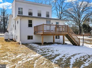 764 E Cedarville Rd, Pottstown, PA 19465