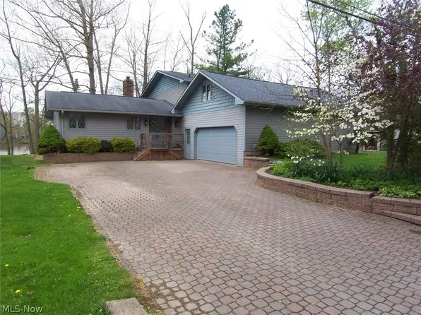 2285 Morning Point, Rock Creek, OH 44084