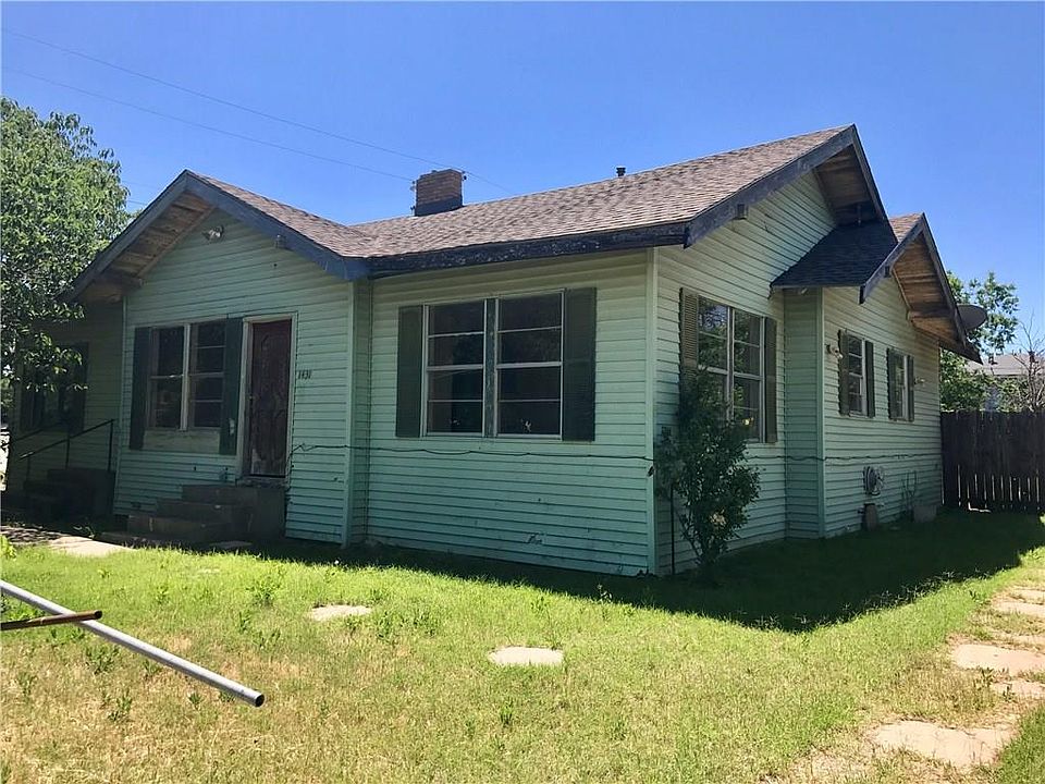 1st image of 1431 S 2nd St