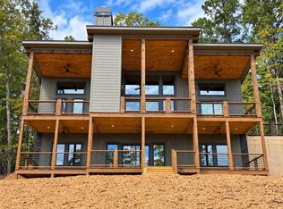 203 Minnehaha Trl, Blue Ridge, GA 30513