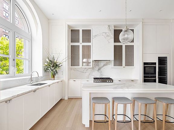 2nd image of 1165 Madison Ave #3N