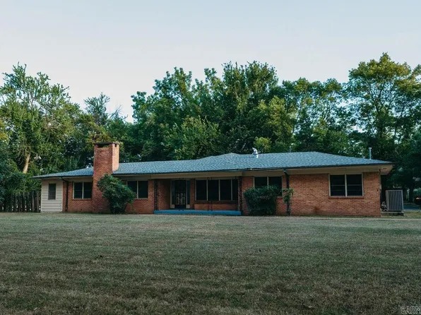 (undisclosed Address), Holly Grove, AR 72069